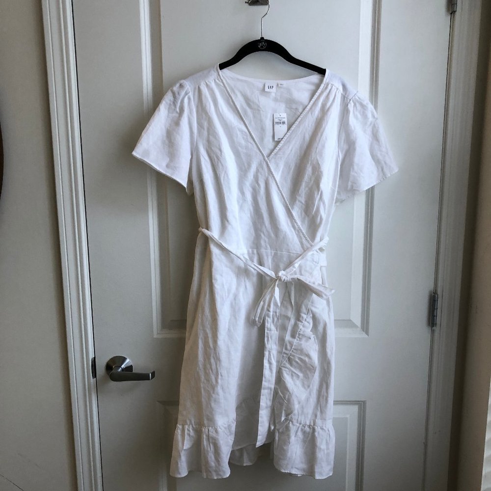 NWT Gap Wrap Dress